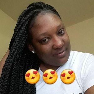 Meet your Posher, Erica